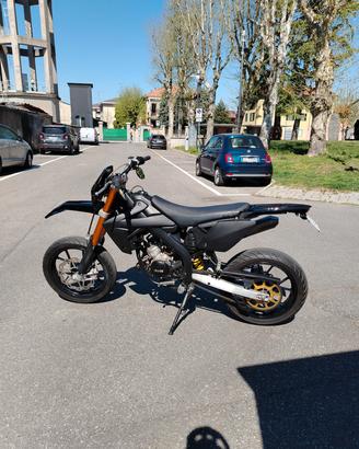 Motard rieju mrt SM pro