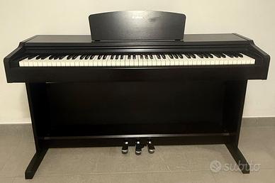 YAMAHA pianoforte