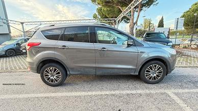 Ford Kuga 2.0 TDCI 163 CV 4WD Powershift Titanium
