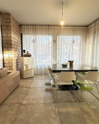 PORZIONE DI TRIFAMILIARE A VERONA