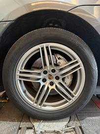 Cerchi porsche macan 19”