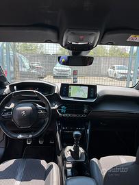 PEUGEOT 208 GT