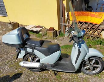 Aprilia scarabeo