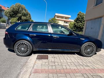 alfa 159