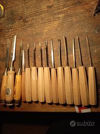 attrezzi vintage per lavorazione e intarsio legno