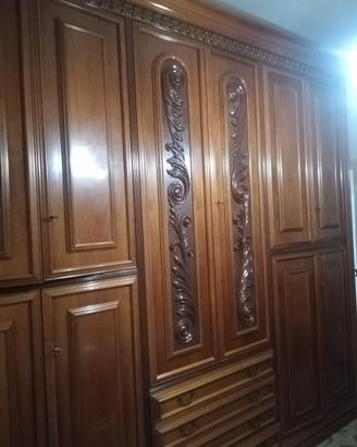 Camera da letto in legno massello