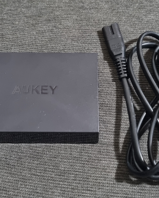 Caricabatteria da muro 6 porte Aukey