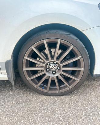 Cherchi in lega vw e semislick Nankang NS2R