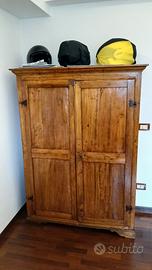 Armadio in legno