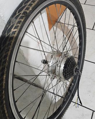 ruota posteriore con motore 24v 