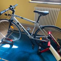 Bici decathlon con rulli elite