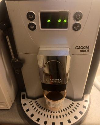 macchina caffè  a chicchi  interi Gaggia perfetta