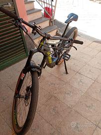 E BIKE SPECIALIZED TURBO LEVO COMP rigenerata otti