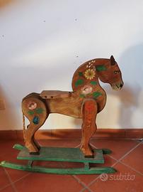 cavallino a dondolo vintage 