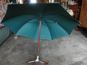Bastone Ombrello con seduta in pelle