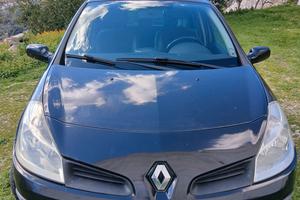 Renault  clio 1200 benzina