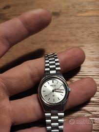 Seiko  3E23-0050 quartz  1980