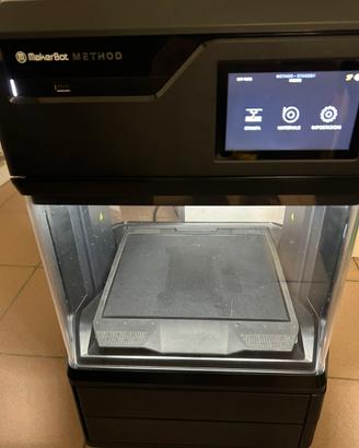 Stampante 3d makerbot method