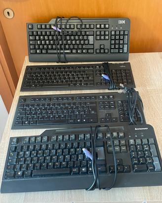 Lotto 4 Tastiere IBM, Fujitsu e Lenovo PS/2 e USB