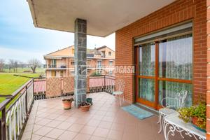 AMPIO APPARTAMENTO CON RISCALDAMENTO AUTONOMO!!