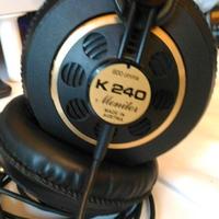 Cuffie da studio AKG 240