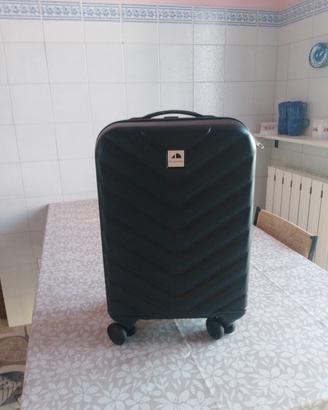 trolley nero piccolo misure attuali x bagaglio a m