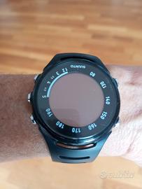 orologio SUUNTO nero.