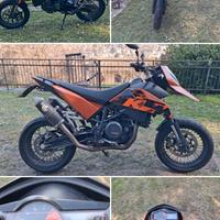 KTM 690 SuperMoto