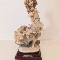 Statuina Giuseppe Armani