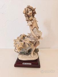 Statuina Giuseppe Armani