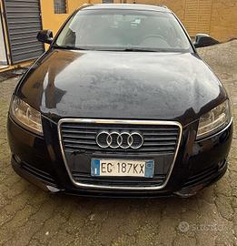 Audi A3 1.6 TDI 105 CV CR Ambiente