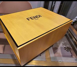 Scatola firmata Fendi originale