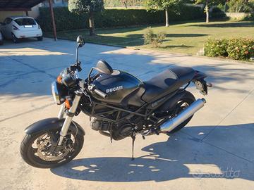 Ducati Monster 695 dark - 2007