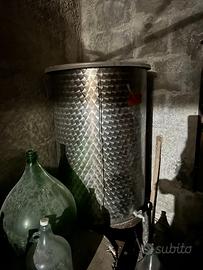 Contenitore inox 300L con rubinetto