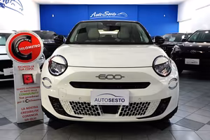 Fiat 600 1.2 HYBRID 145 CV LA PRIMA