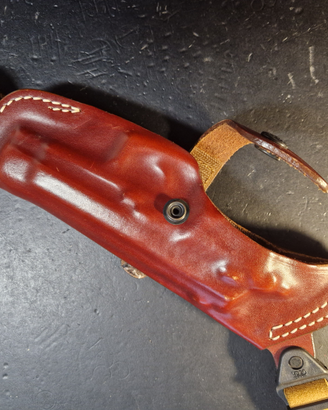 Fondina ascellare vega holster per pistola beretta