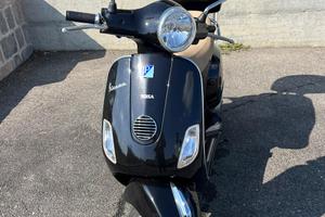 Vespa LX 125 i.e.