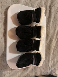 Protective Dog Shoes with Fleece Lining (Set of 4)