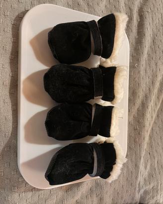 Protective Dog Shoes with Fleece Lining (Set of 4)