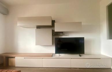 Parete attrezzata-soggiorno Tomasella