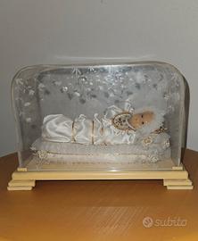 Teca con Maria Bambina viso di cera 