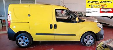 Fiat Doblo 1.3 MJT 95 cv PORTA LATERALE