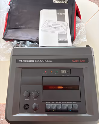 Tandberg Educational audio tutor TCR 833/713