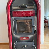 Stufa a legna con forno