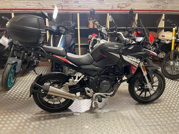 Benelli TRK 251 2020
