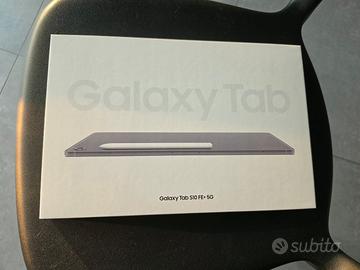 Samsung Galaxy Tab s10 FE+ 5G  con keyboard