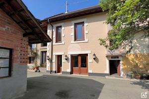 CASA SEMINDIPENDENTE A LANZO TORINESE