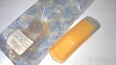 VETRO FRECCIA ANTERIORE SX. O DX. APE 350-400-450-