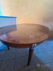 Tavolo in legno