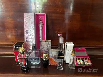 Flaconi di profumo vuoti